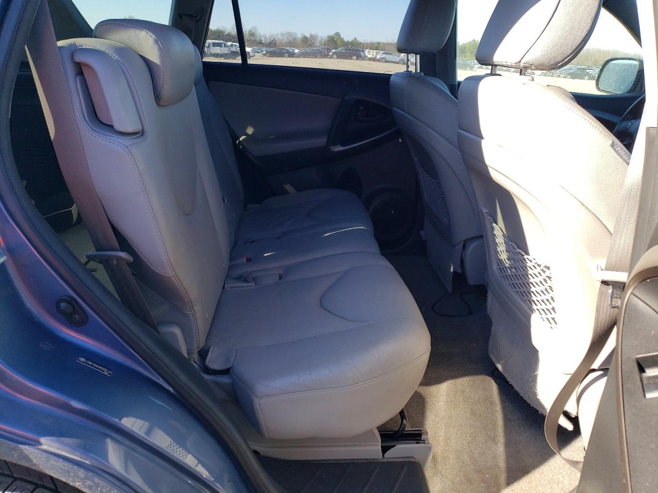 2010 TOYOTA RAV4 LIMITED photo 11