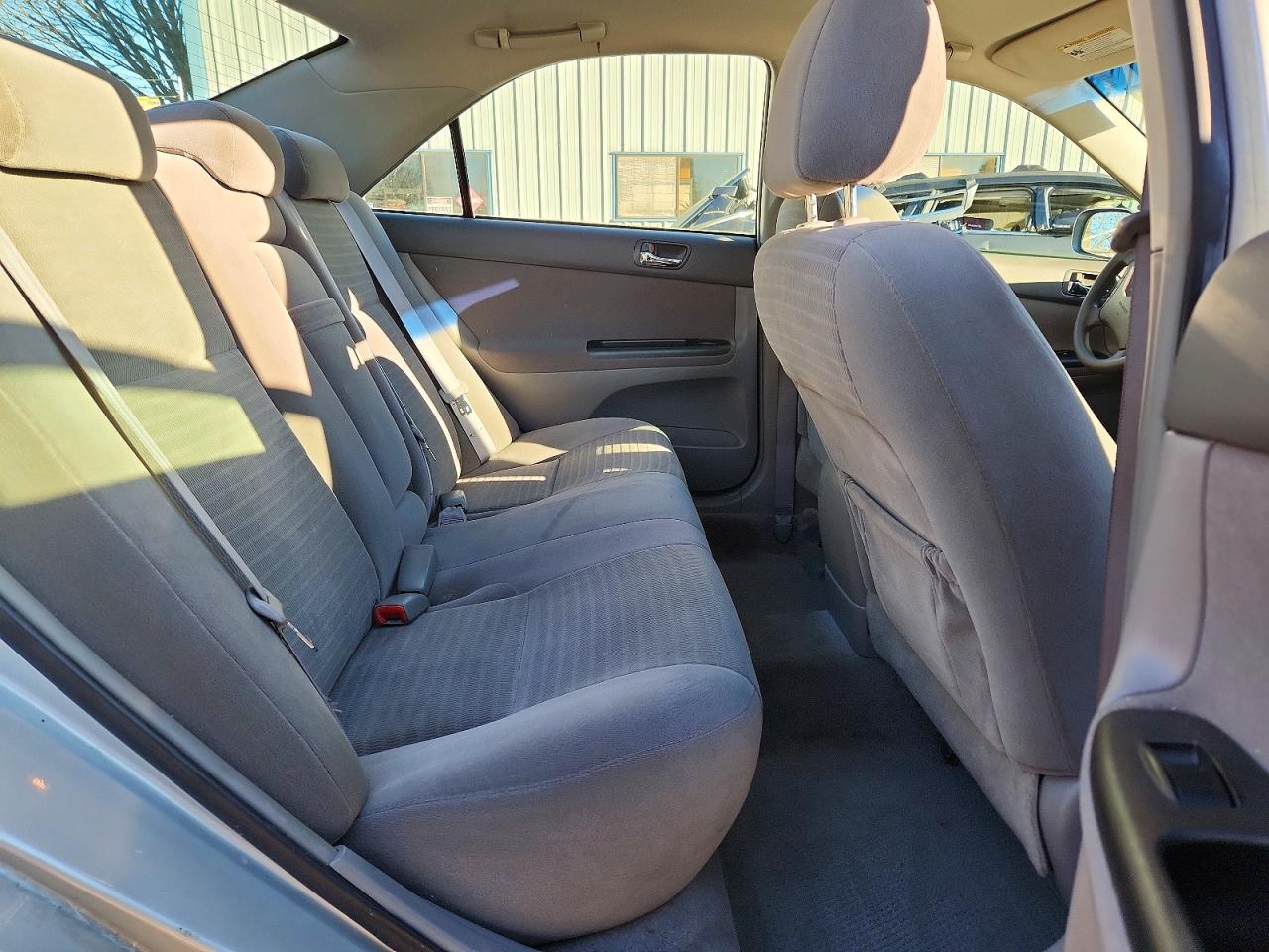 2006 TOYOTA CAMRY LE photo 10