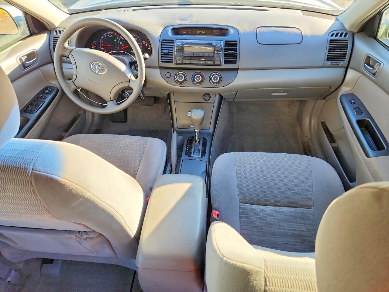 2006 TOYOTA CAMRY LE photo 8