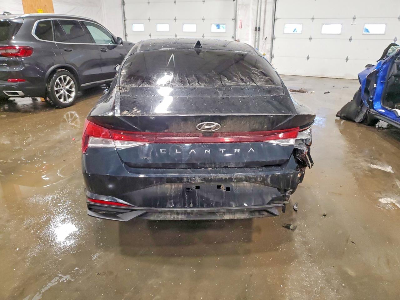 2022 HYUNDAI ELANTRA SEL photo 6