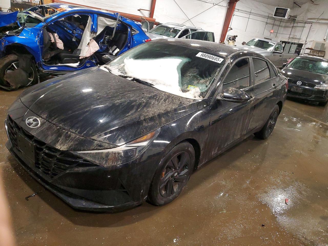2022 HYUNDAI ELANTRA