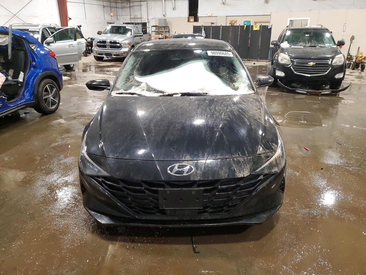 2022 HYUNDAI ELANTRA SEL photo 5