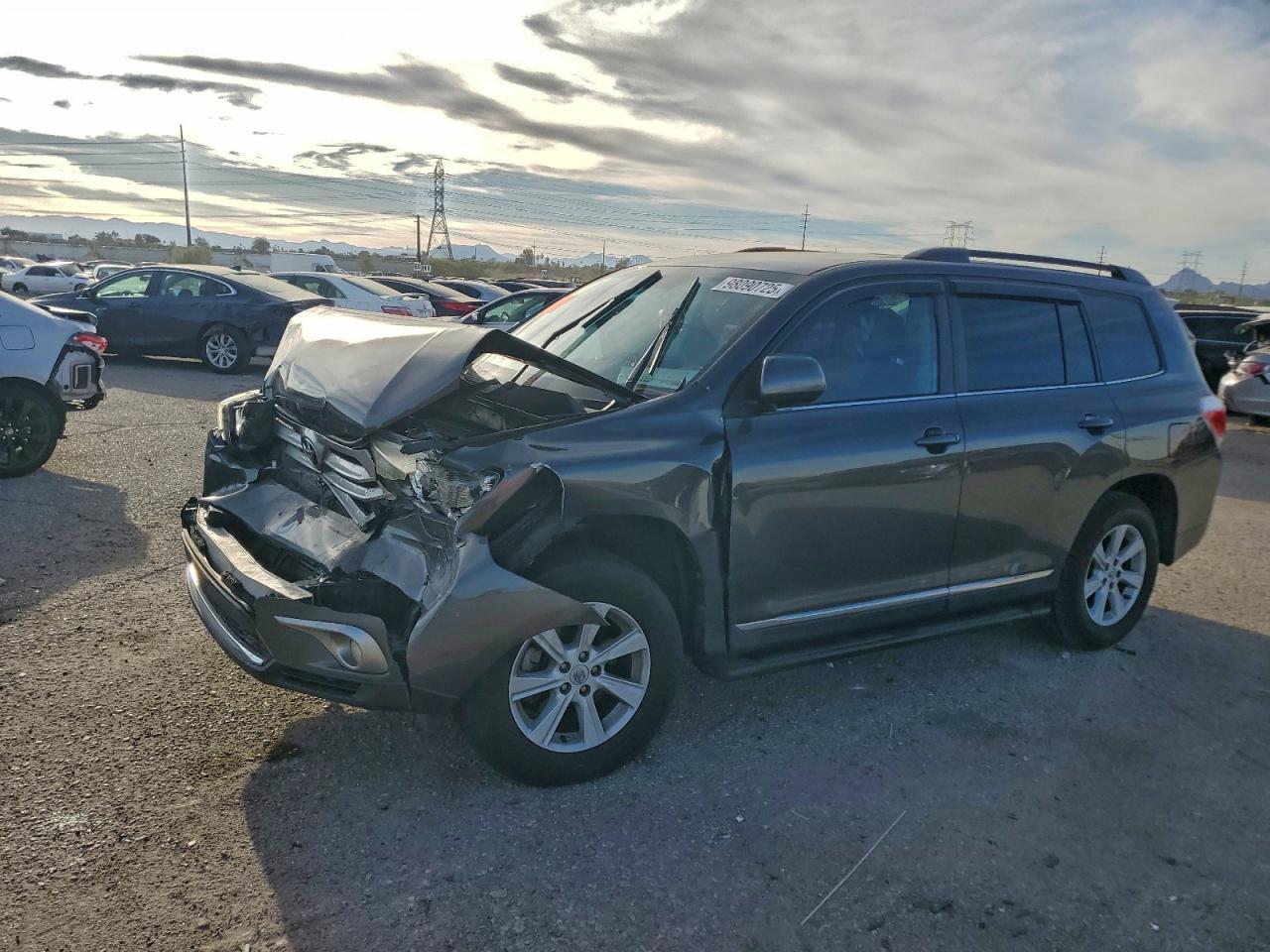 2013 TOYOTA HIGHLANDER