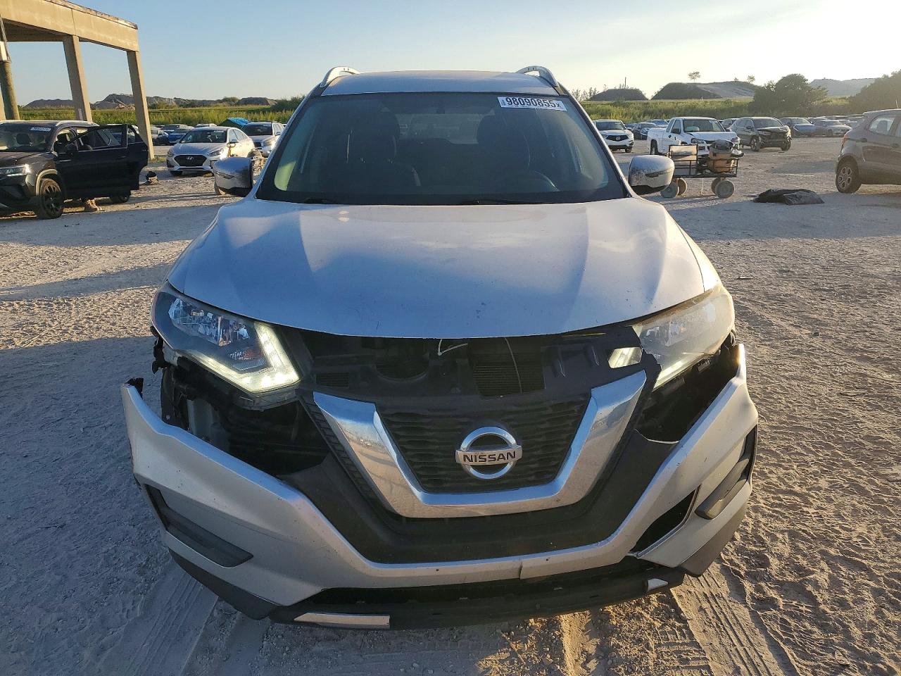 2017 NISSAN ROGUE S photo 9
