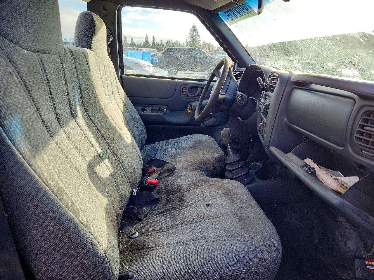 1999 CHEVROLET S TRUCK S10 photo 10