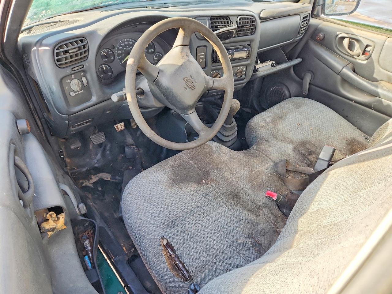 1999 CHEVROLET S TRUCK S10 photo 8