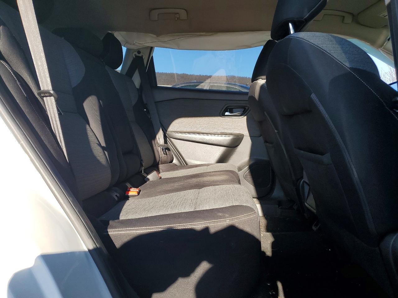 2021 NISSAN ROGUE SV photo 11