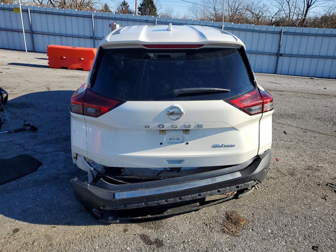 2021 NISSAN ROGUE SV photo 6
