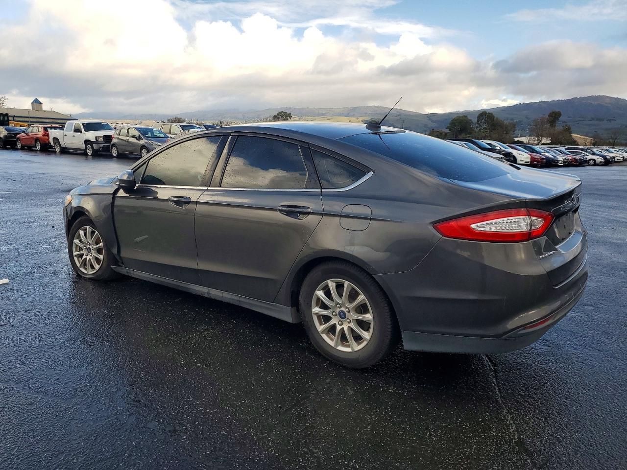2016 FORD FUSION S photo 3