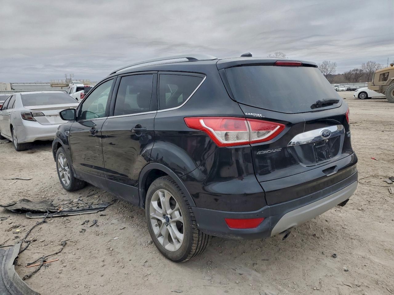 2015 FORD ESCAPE TITANIUM photo 2