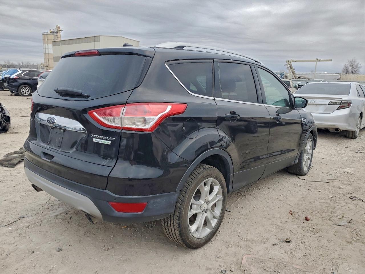 2015 FORD ESCAPE TITANIUM photo 3