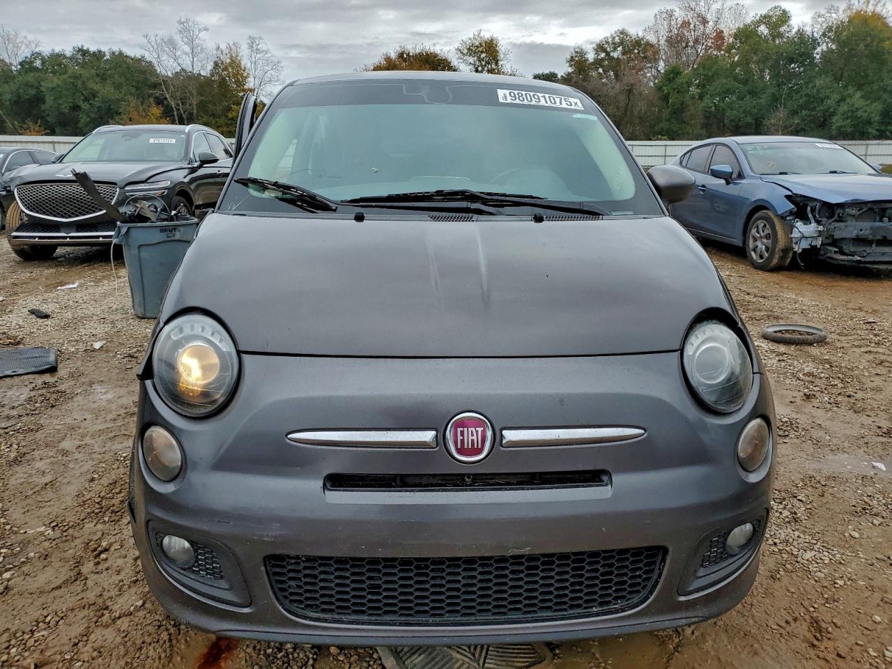 2017 FIAT 500 POP photo 5