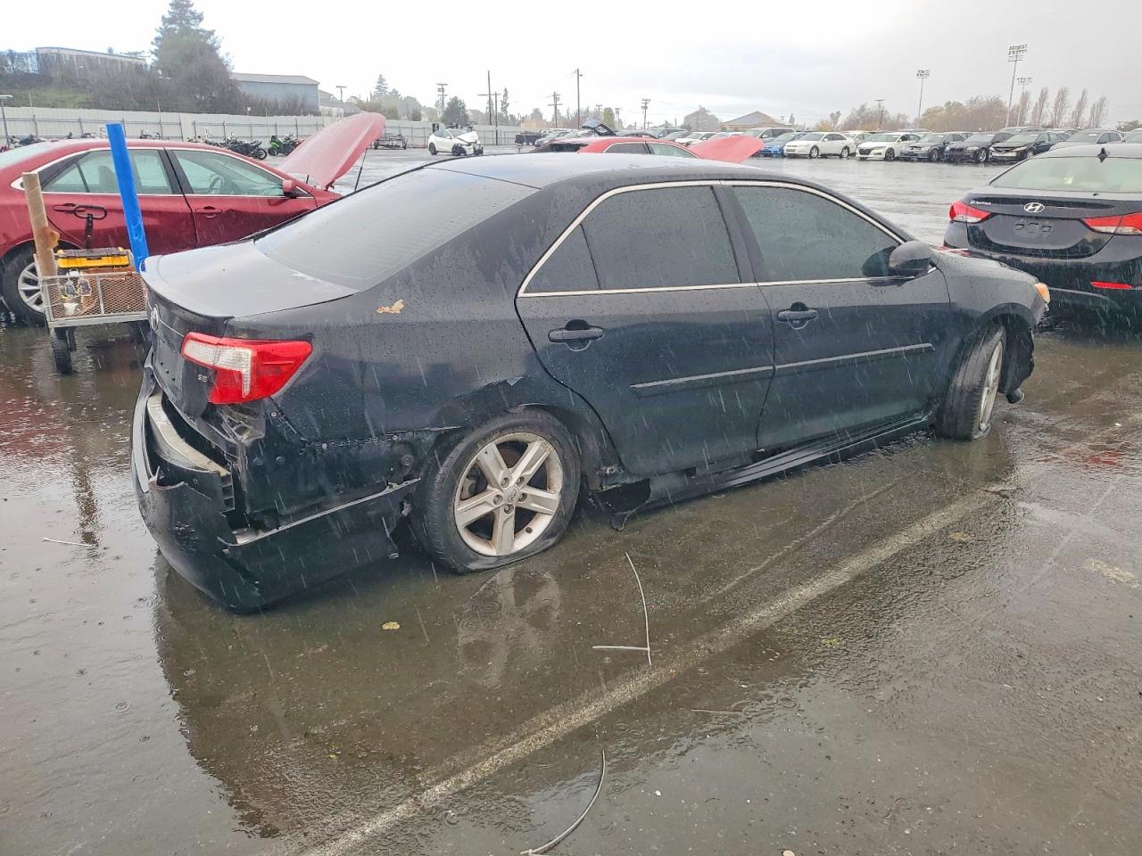 2012 TOYOTA CAMRY BASE photo 3