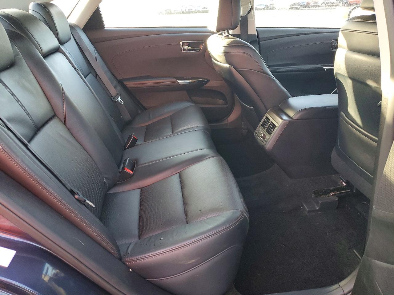 2016 TOYOTA AVALON XLE photo 10