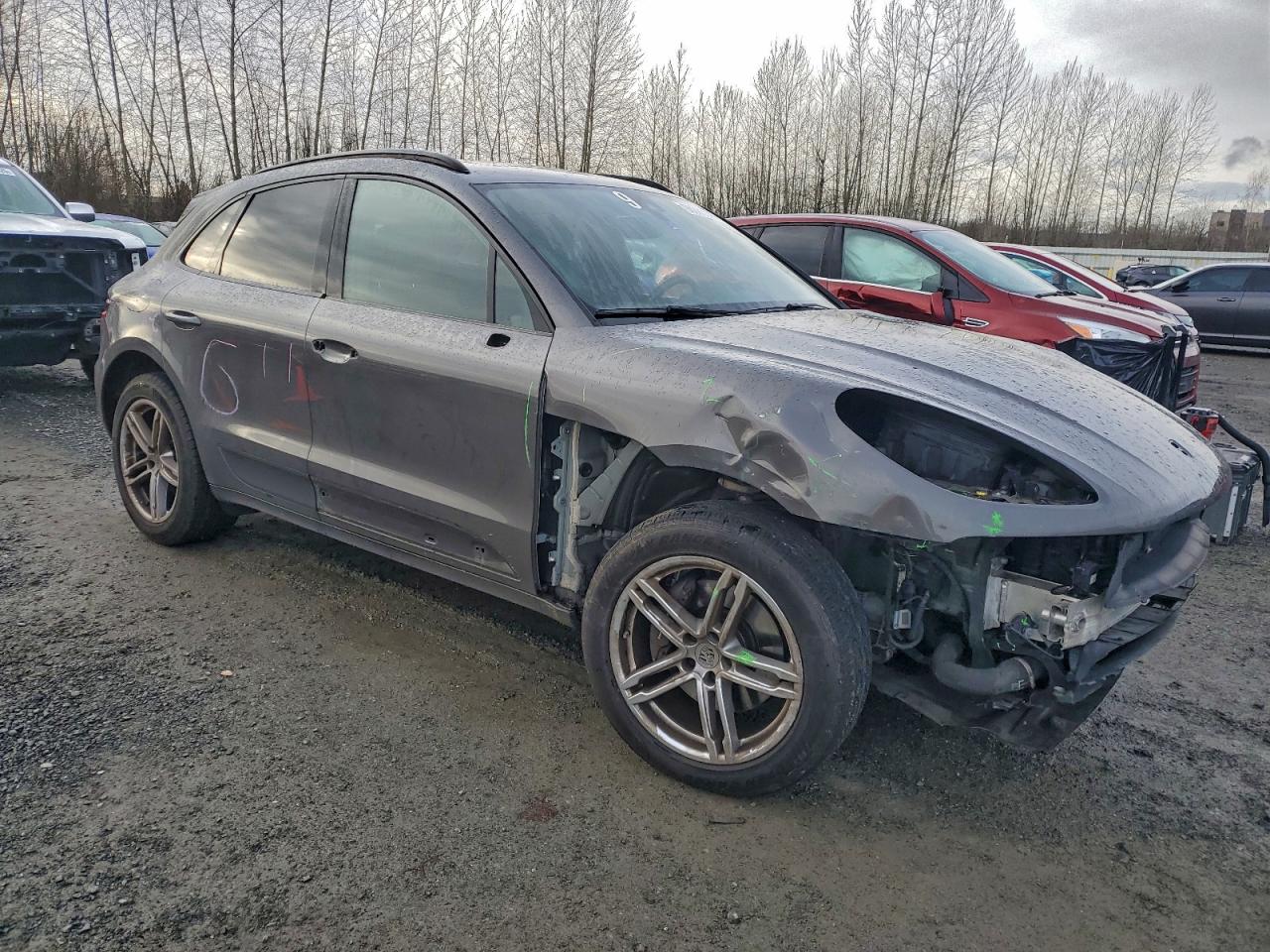 2018 PORSCHE MACAN photo 4