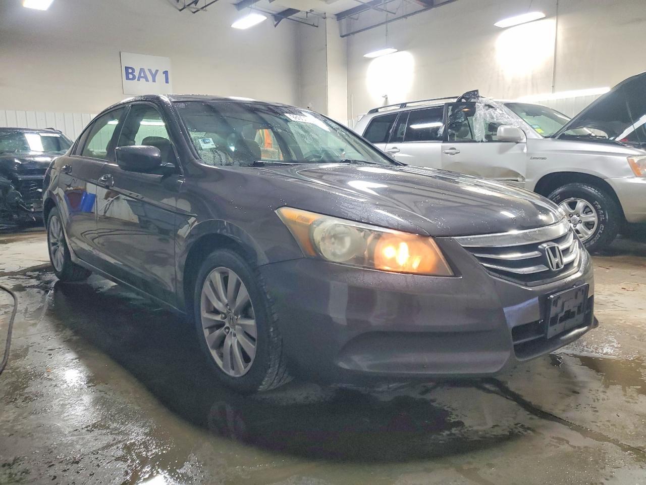2011 HONDA ACCORD EX photo 4