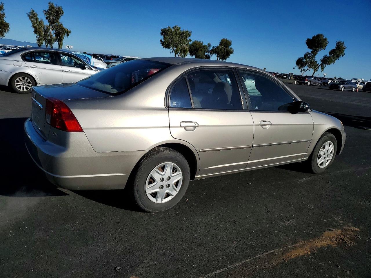 2003 HONDA CIVIC LX photo 3