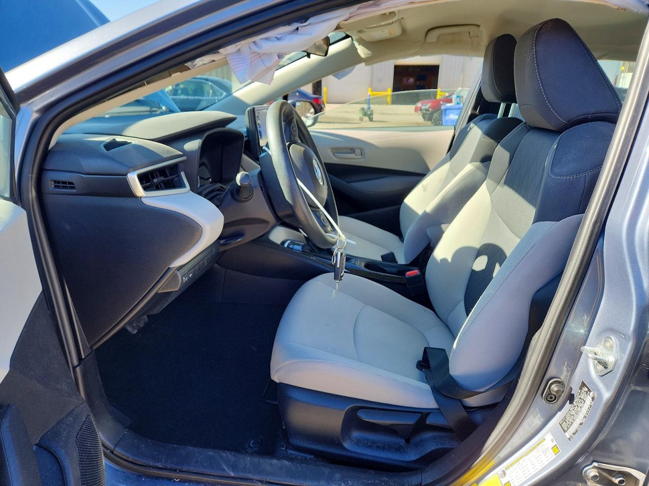 2022 TOYOTA COROLLA LE photo 7