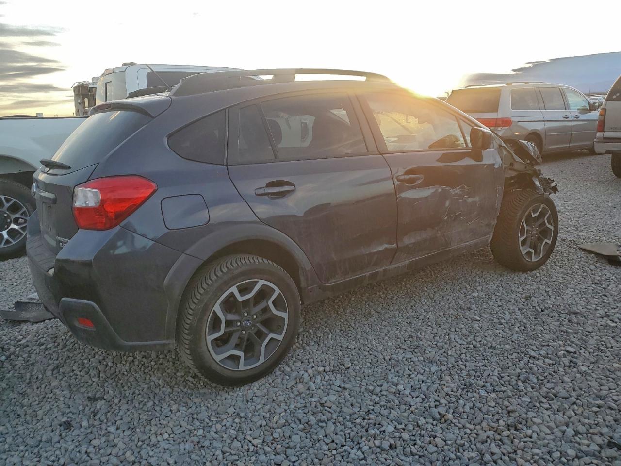 2017 SUBARU CROSSTREK PREMIUM photo 3