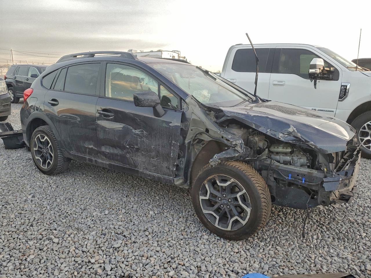 2017 SUBARU CROSSTREK PREMIUM photo 4