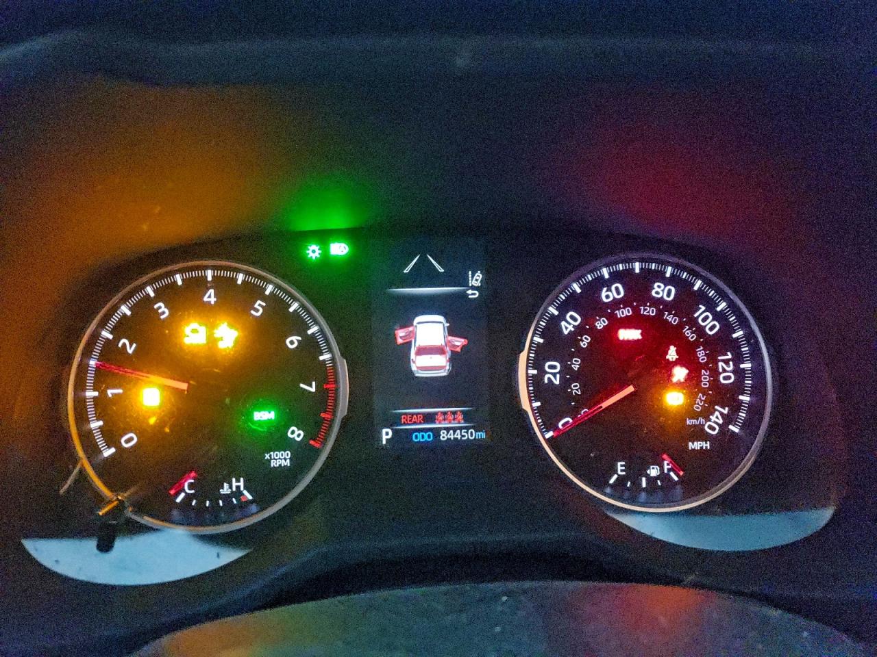 2021 TOYOTA RAV4 XLE photo 9