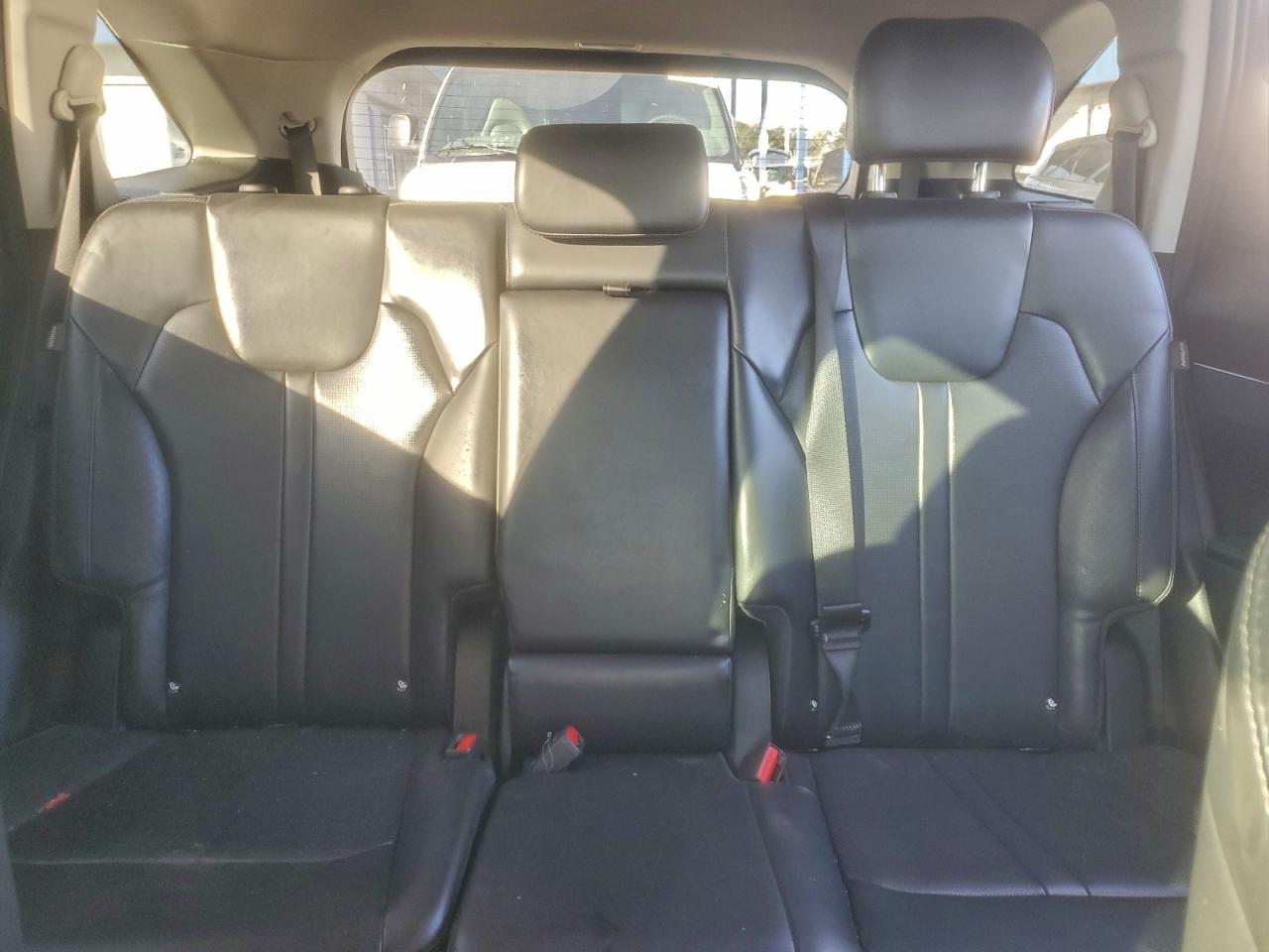 2024 KIA SORENTO S photo 10