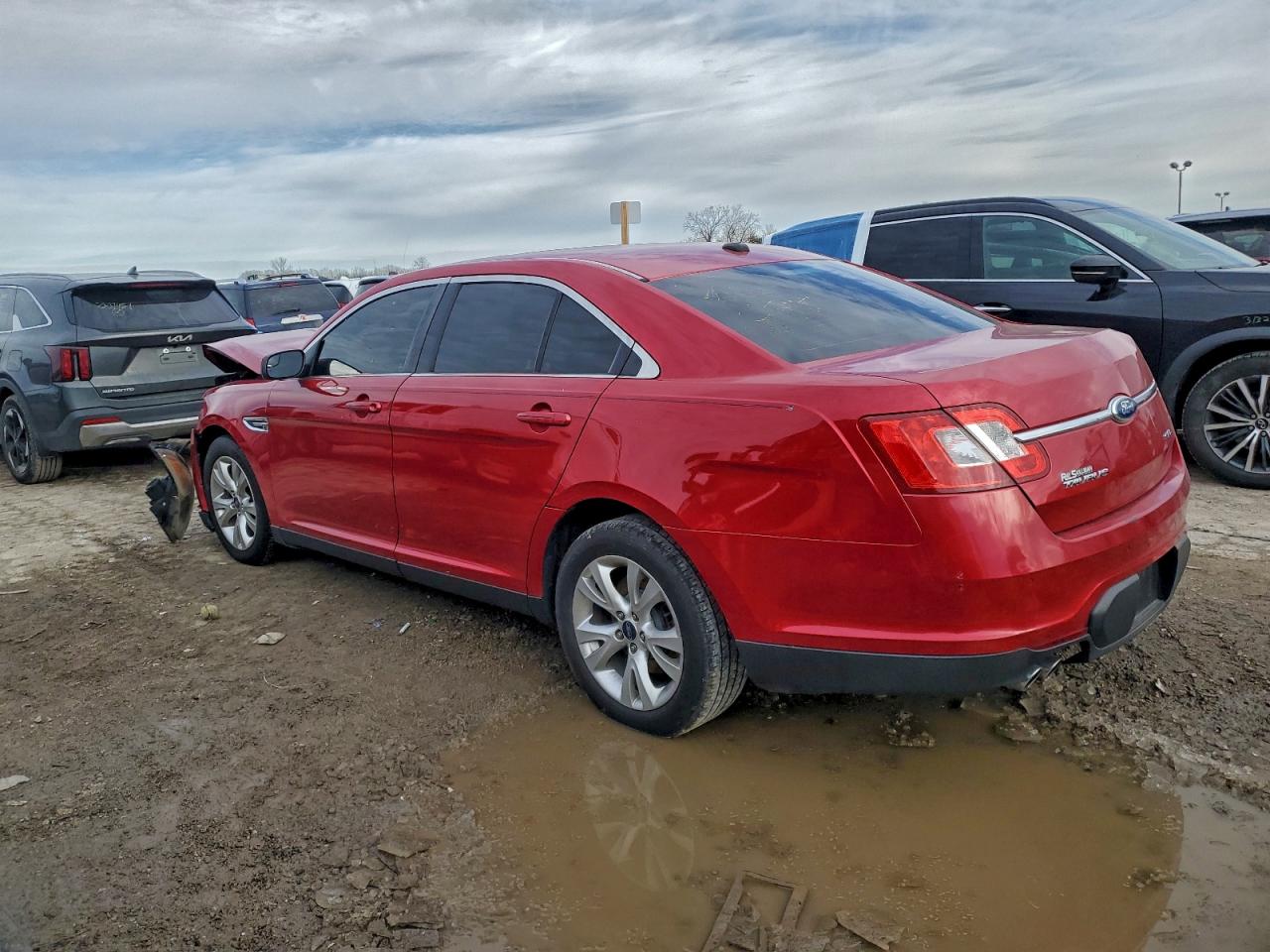 2012 FORD TAURUS SEL photo 2