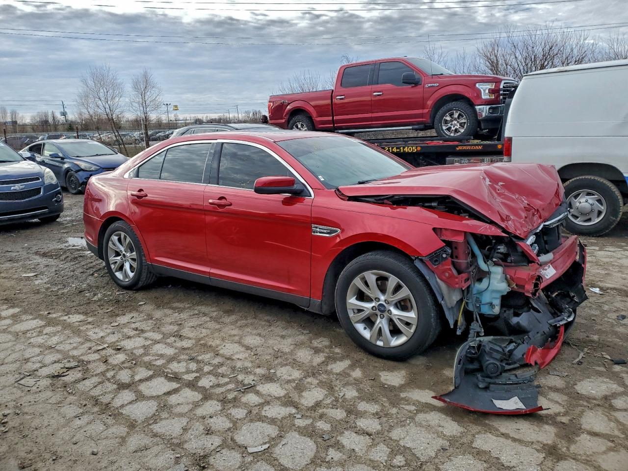 2012 FORD TAURUS SEL photo 4