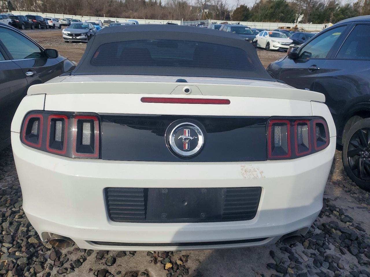 2014 FORD MUSTANG photo 6
