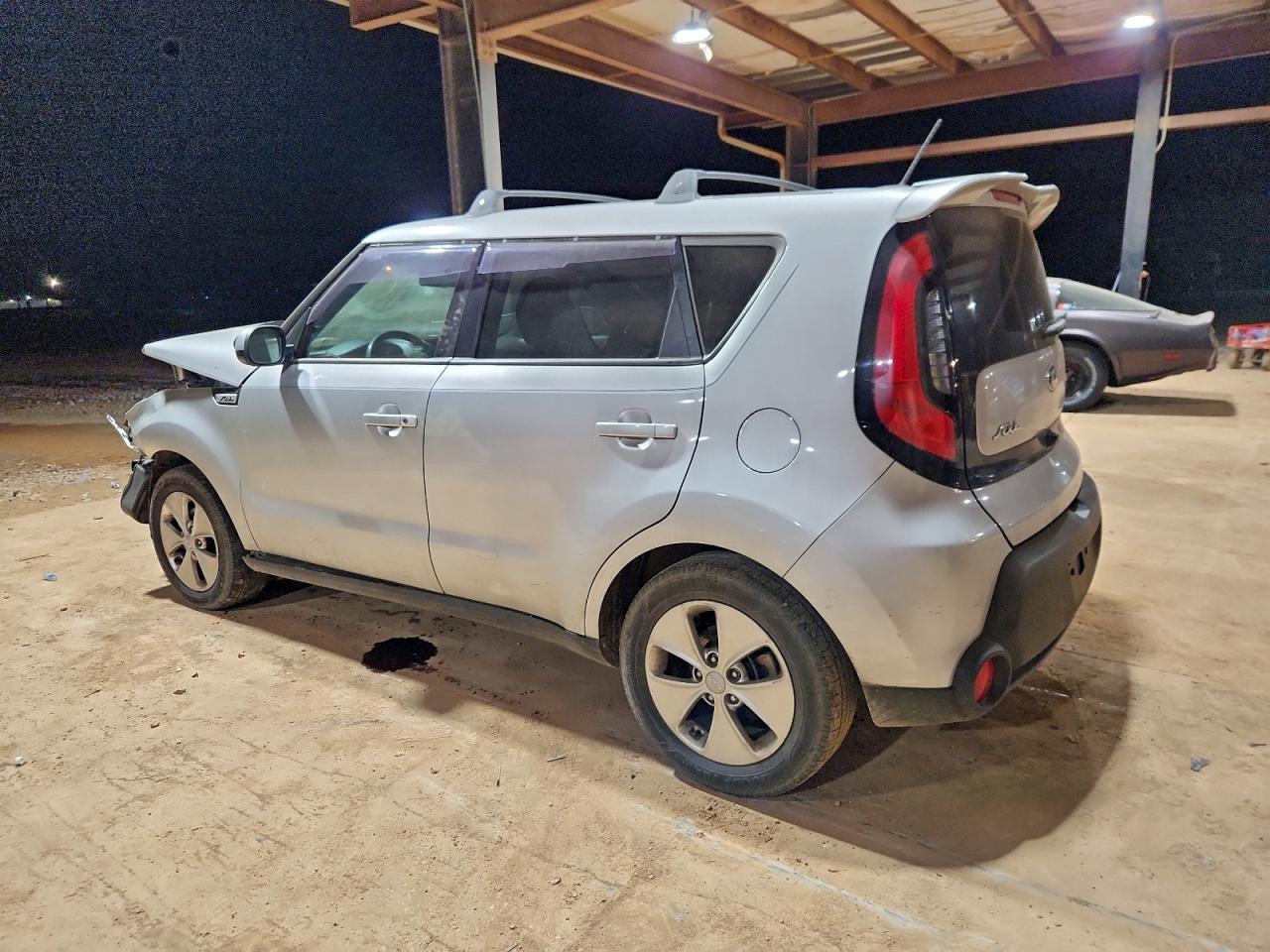 2016 KIA SOUL BASE photo 2