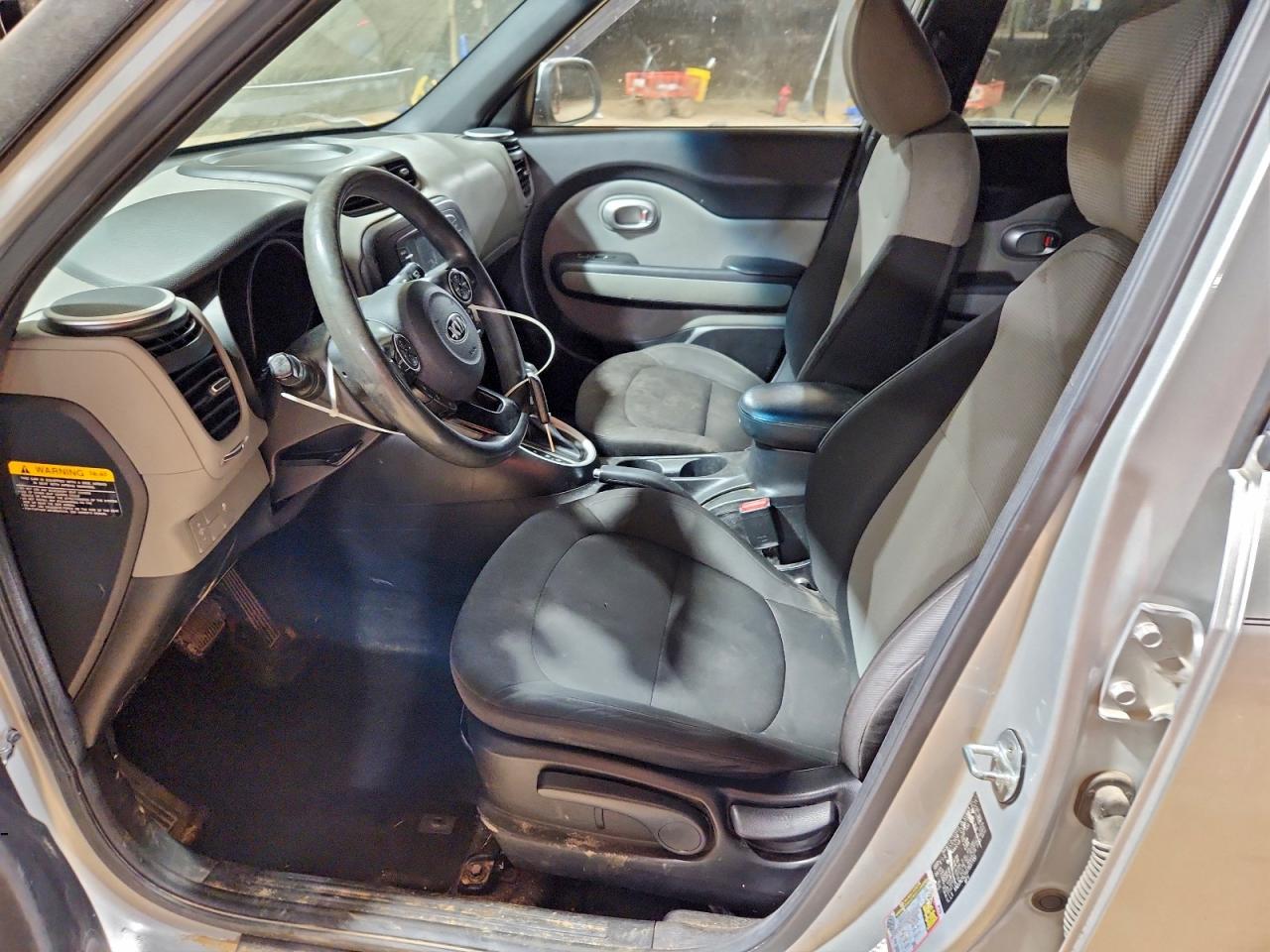 2016 KIA SOUL BASE photo 7