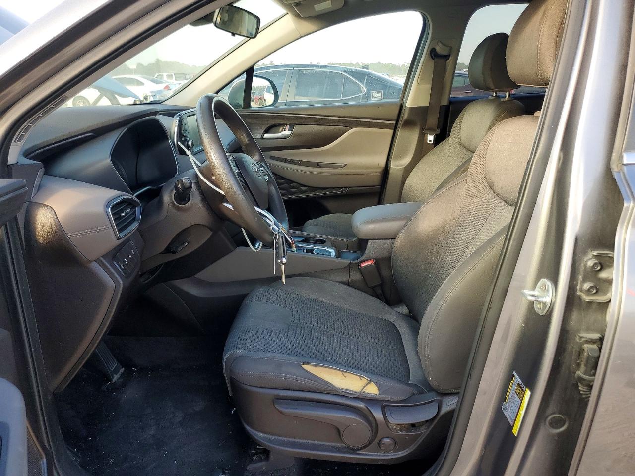 2019 HYUNDAI SANTA FE SE photo 7