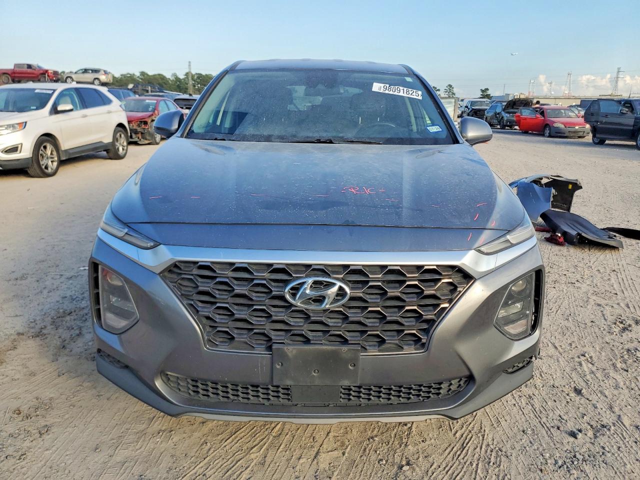 2019 HYUNDAI SANTA FE SE photo 5