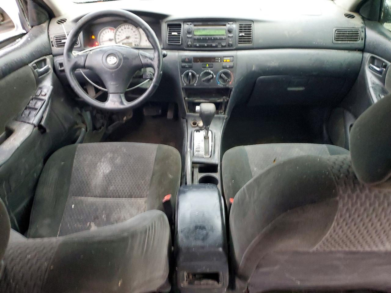 2005 TOYOTA COROLLA CE photo 8