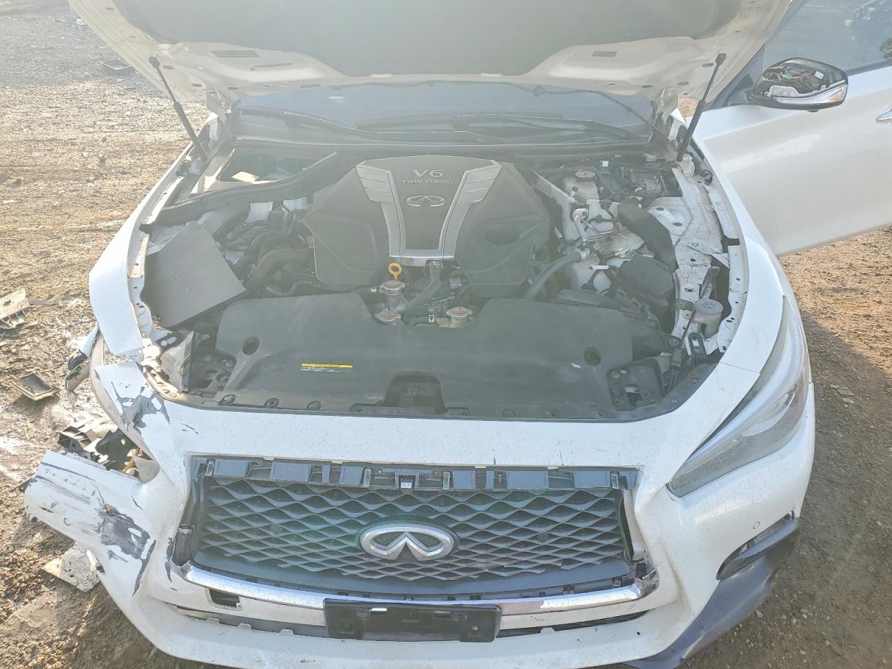 2018 INFINITI Q50 LUXE photo 11