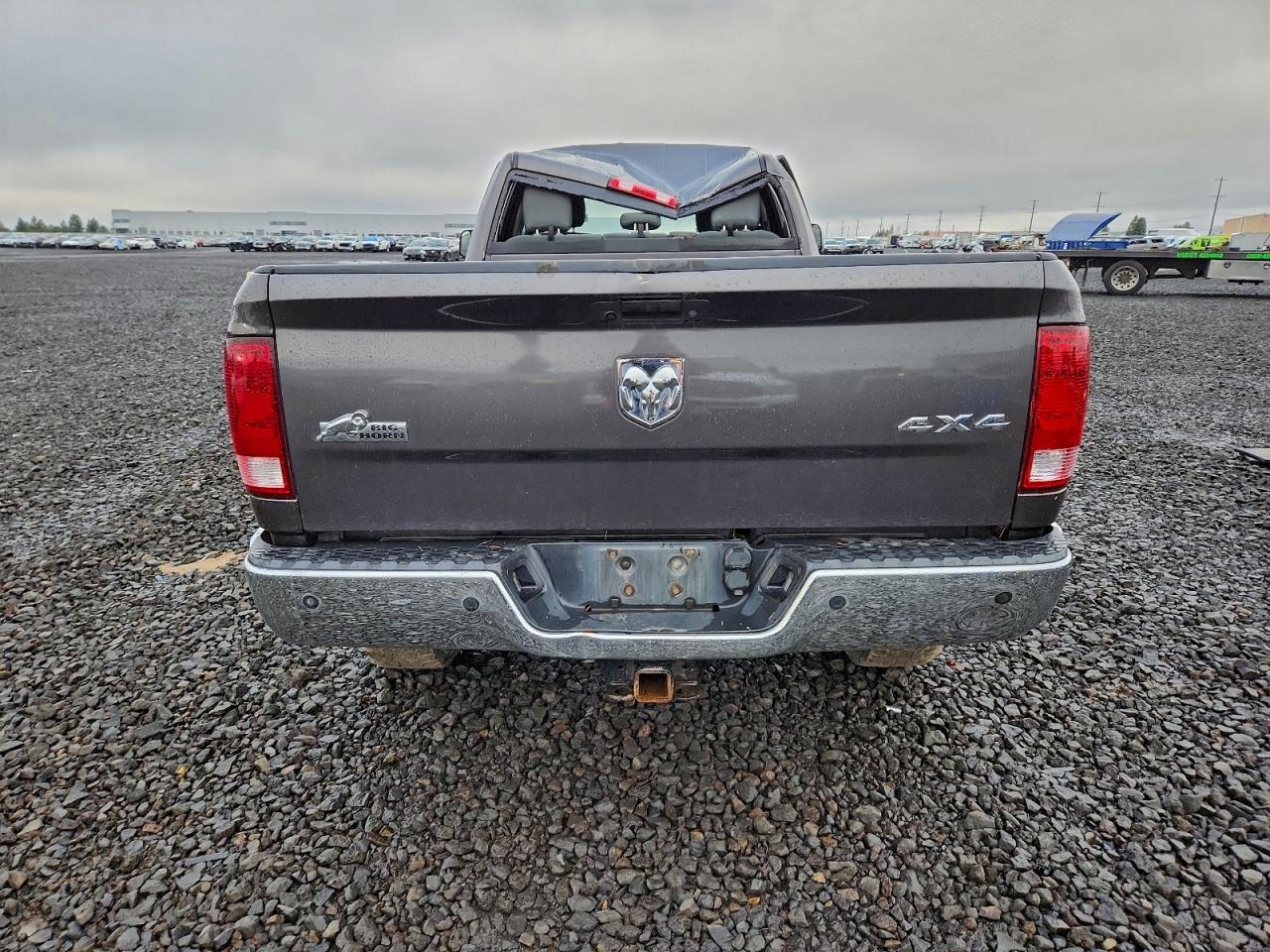 2018 RAM 3500 SLT photo 6
