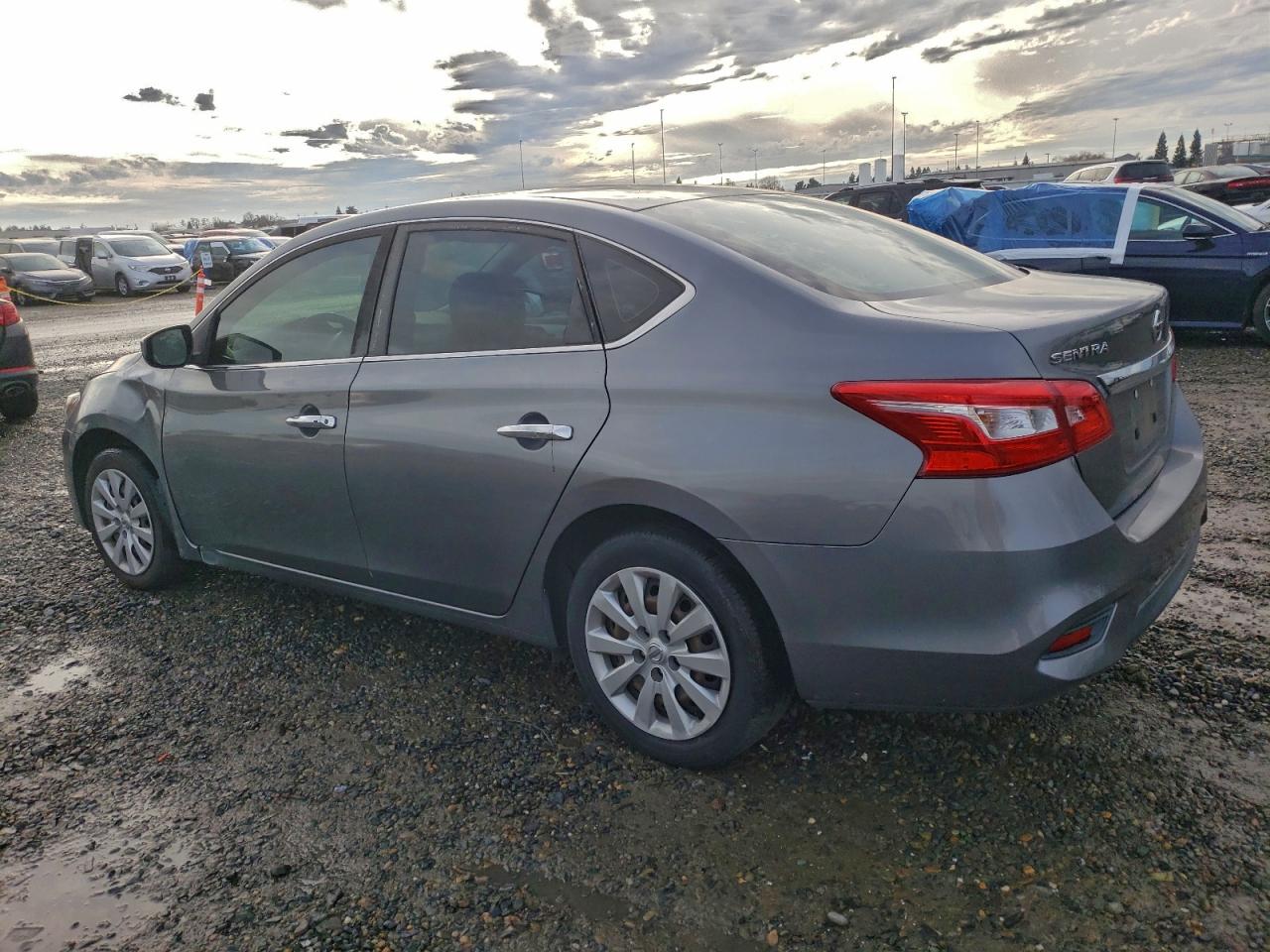 2017 NISSAN SENTRA S photo 2