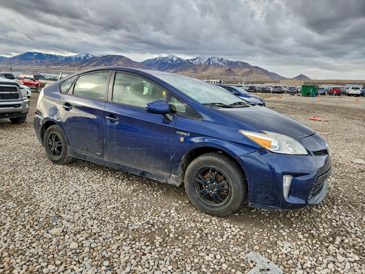 2012 TOYOTA PRIUS photo 7