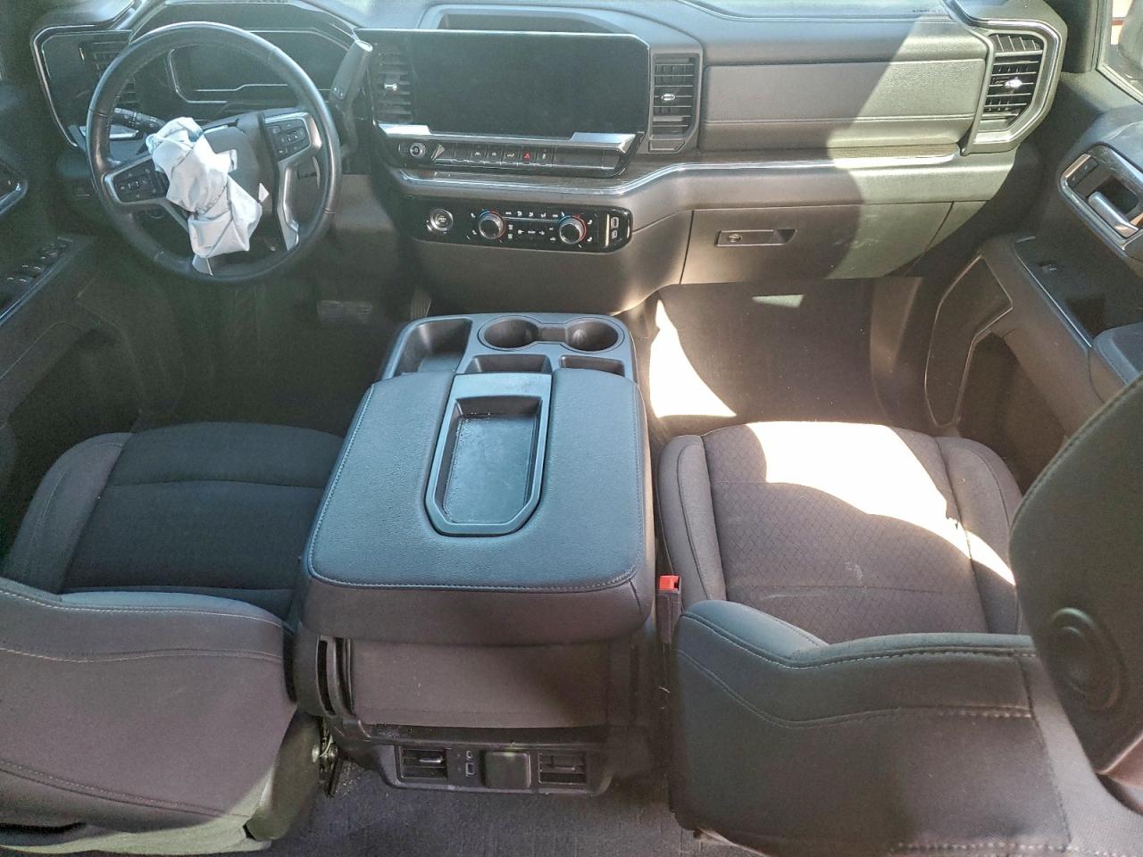 2023 CHEVROLET SILVERADO K1500 LT-L photo 8