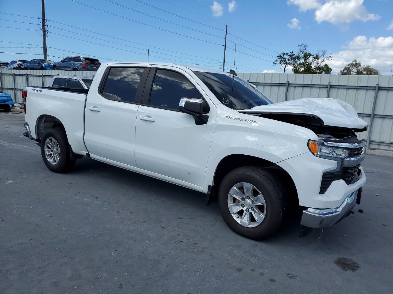 2023 CHEVROLET SILVERADO K1500 LT-L photo 4