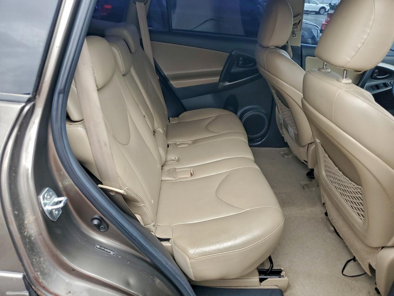 2011 TOYOTA RAV4 LIMITED photo 11