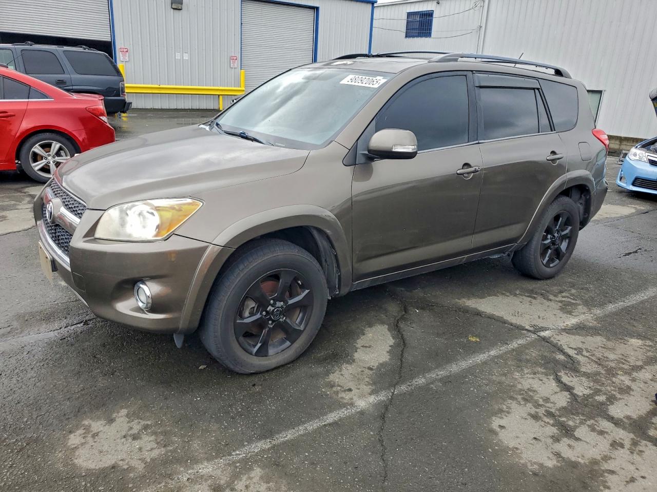 2011 TOYOTA RAV4