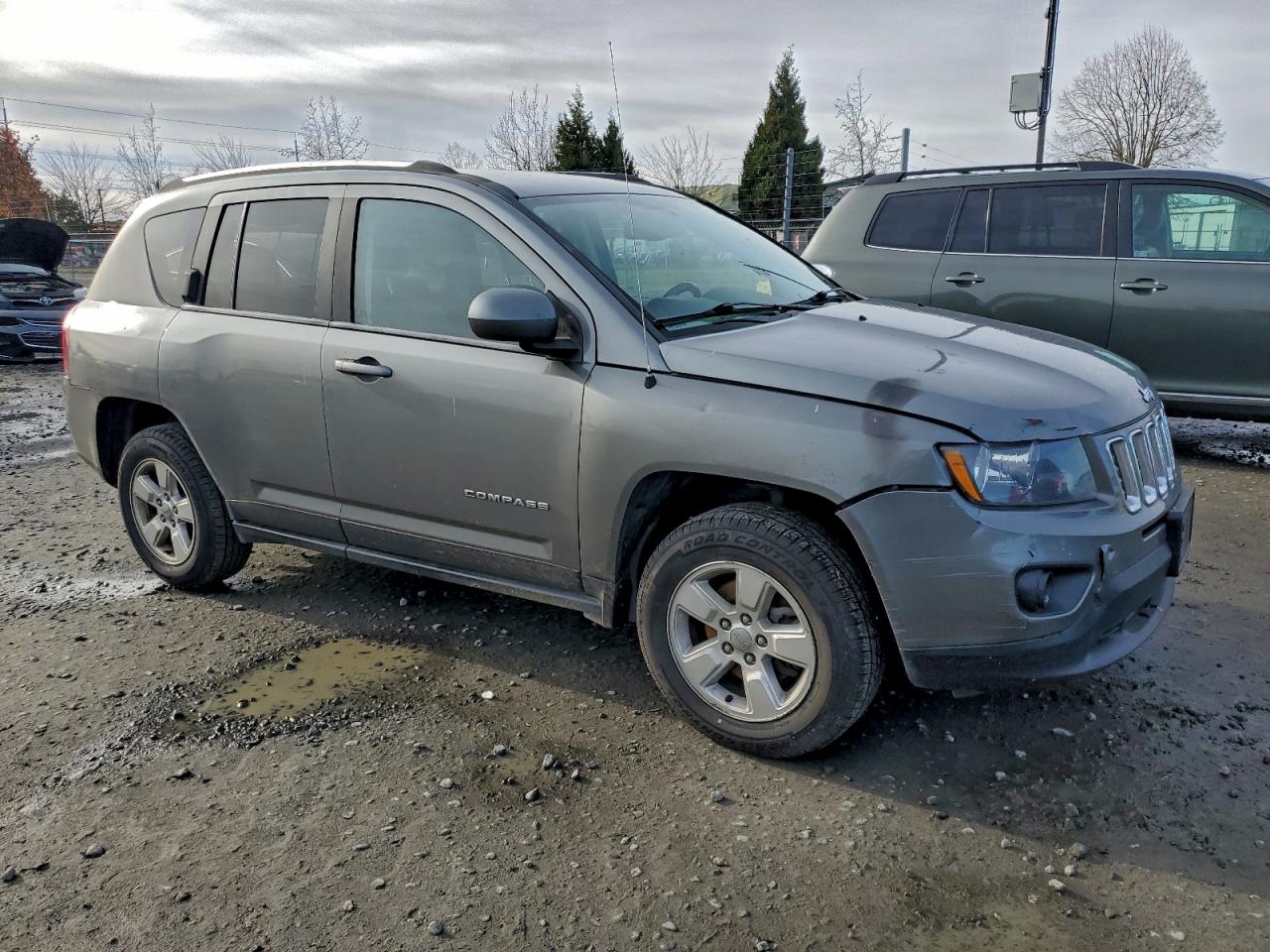 2014 JEEP COMPASS LATITUDE photo 4
