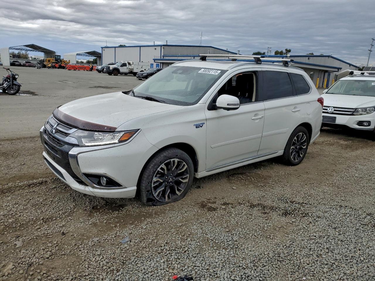 2018 MITSUBISHI OUTLANDER