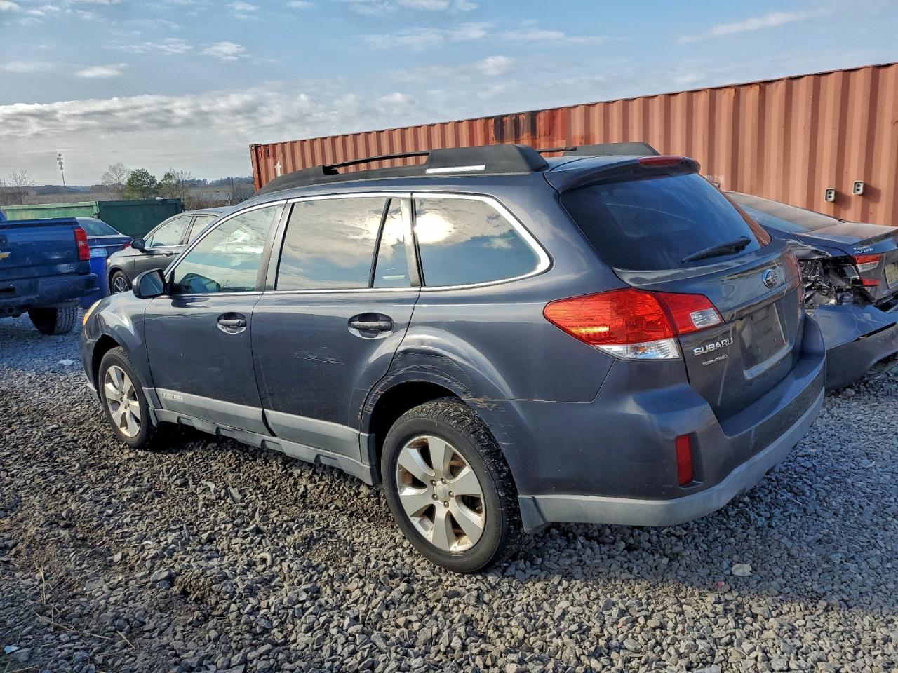 2011 SUBARU OUTBACK 2.5I PREMIUM photo 2