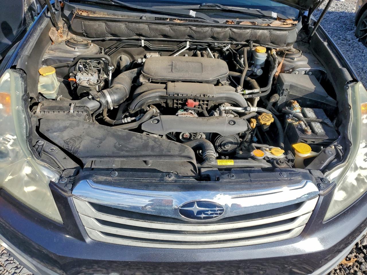 2011 SUBARU OUTBACK 2.5I PREMIUM photo 12