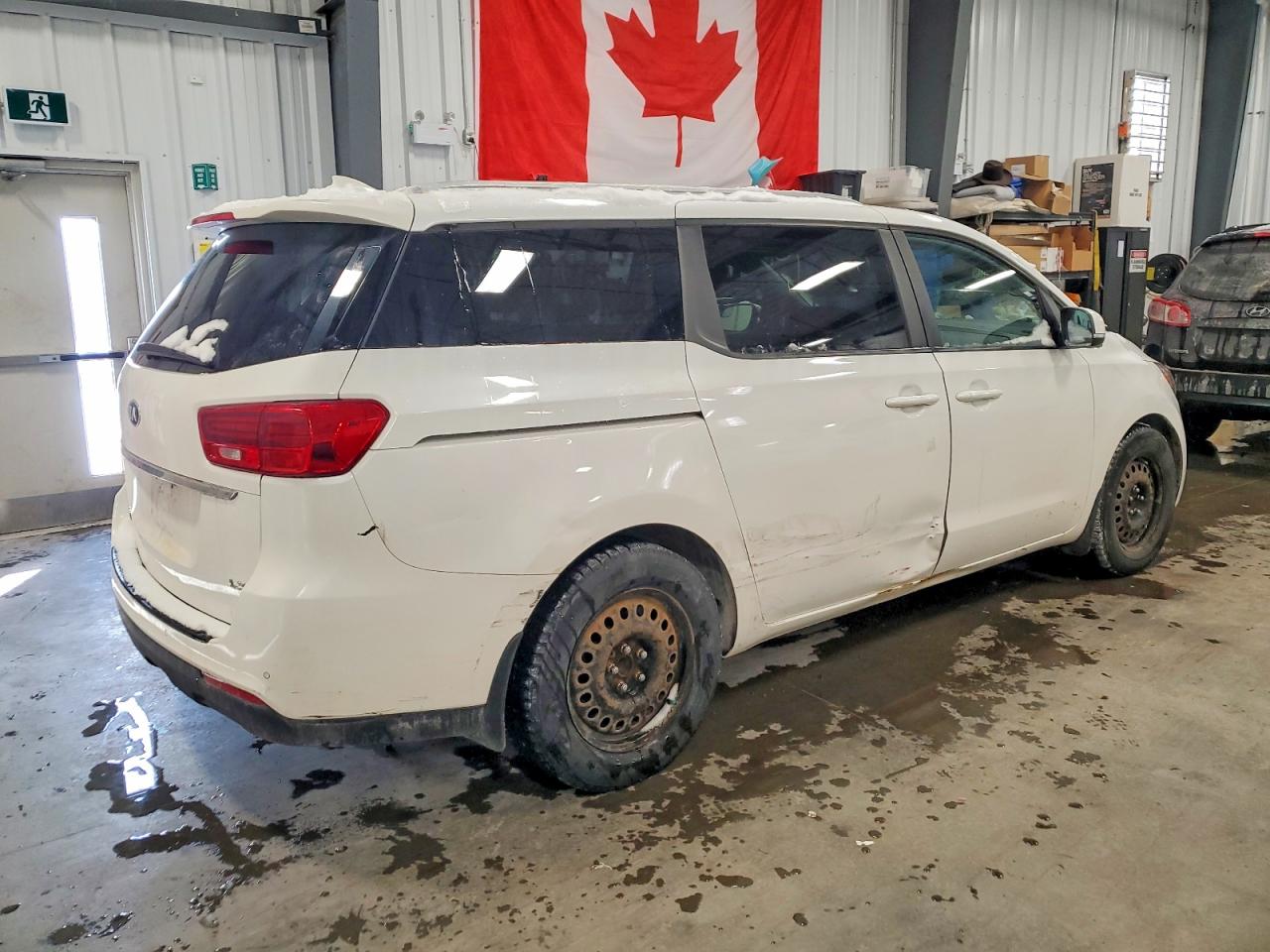 2019 KIA SEDONA LX photo 7