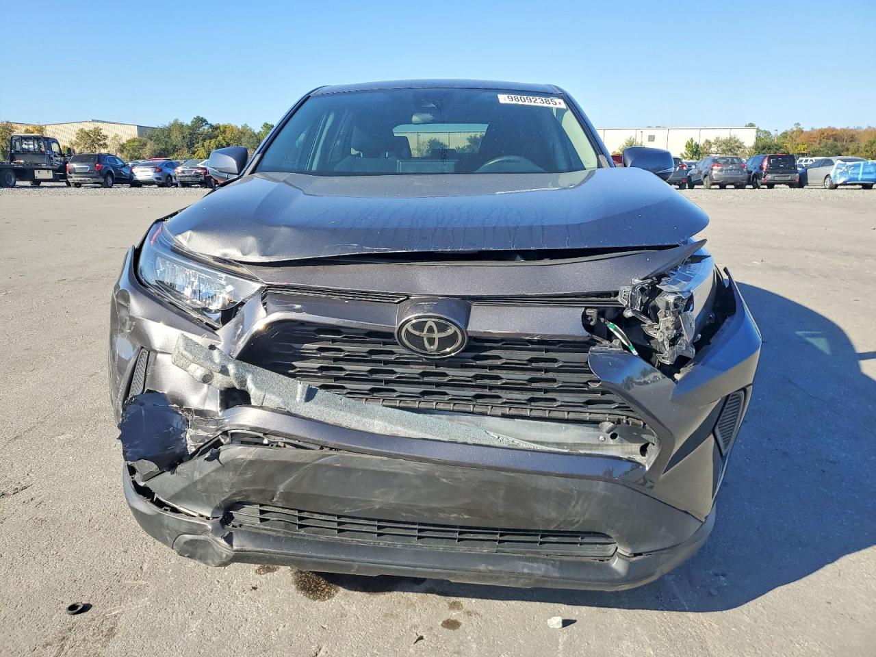 2022 TOYOTA RAV4 LE photo 5