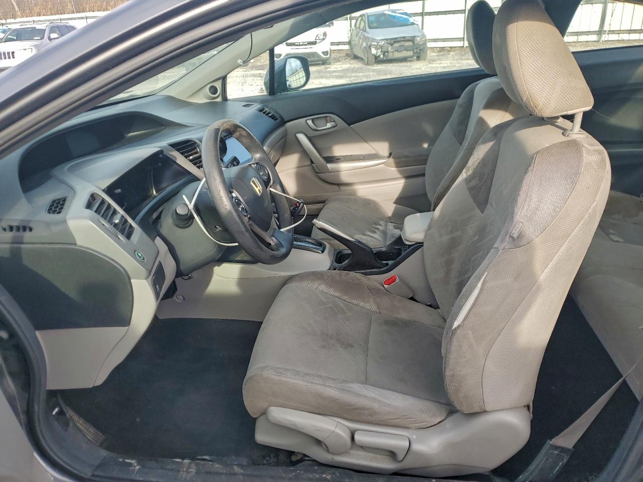 2012 HONDA CIVIC LX photo 7