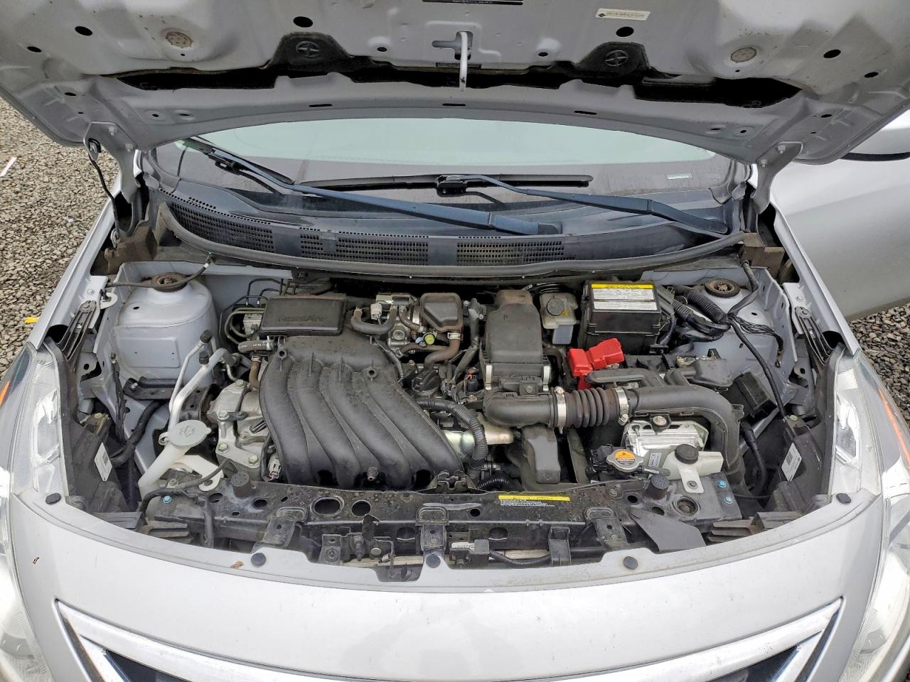 2019 NISSAN VERSA S photo 11